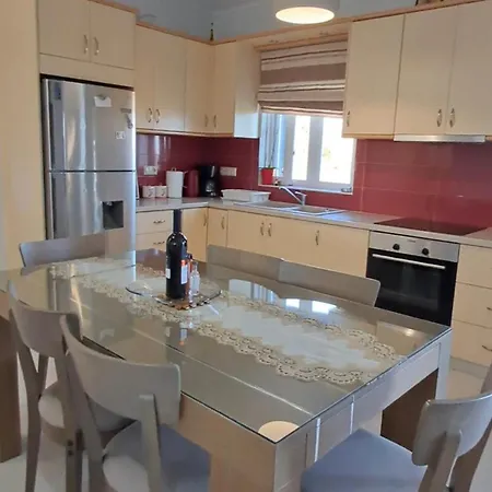 Βίλα Elina's Maisonette *