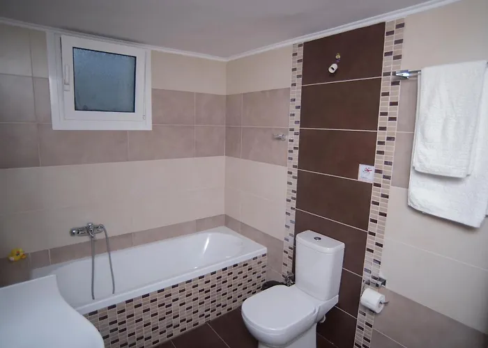 Elina's Maisonette *