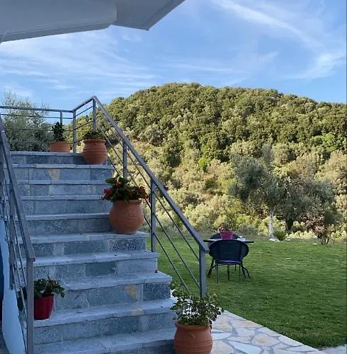 Elina's Maisonette *