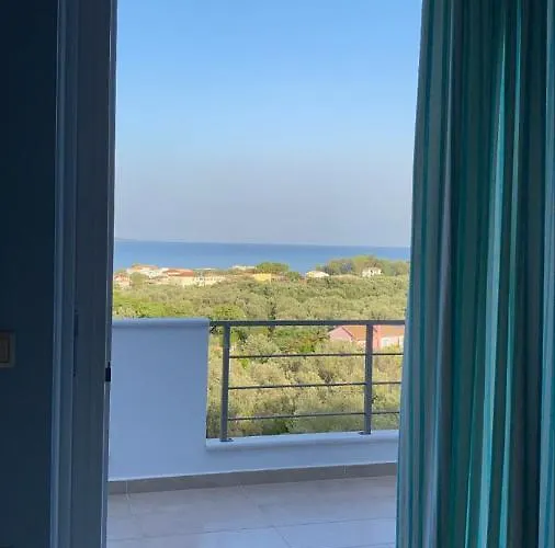 Elina's Maisonette *